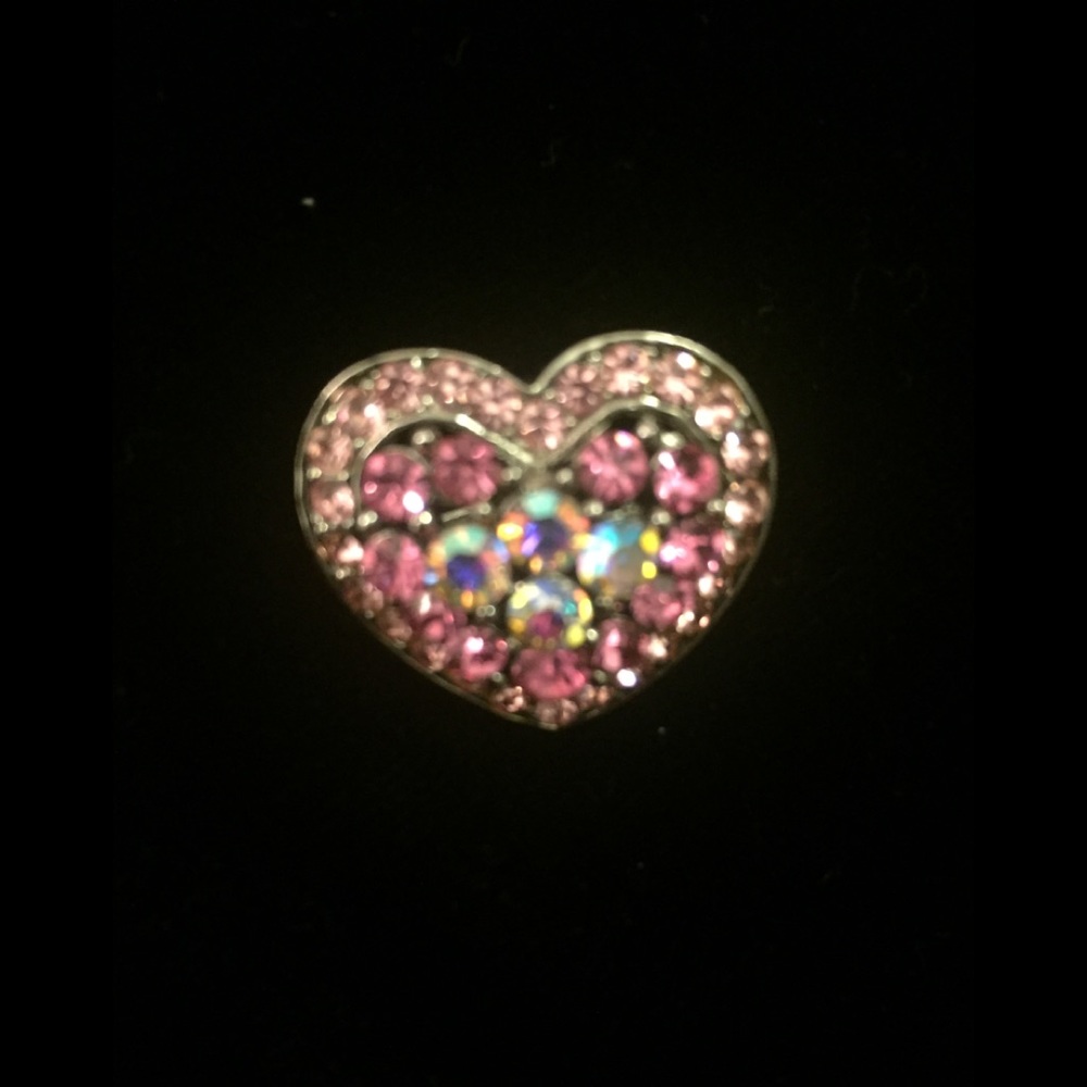 Women’s heart pin; shades of pink